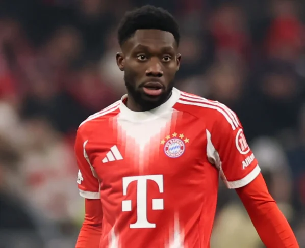 Alphonso Davies, cible prioritaire pour Manchester United